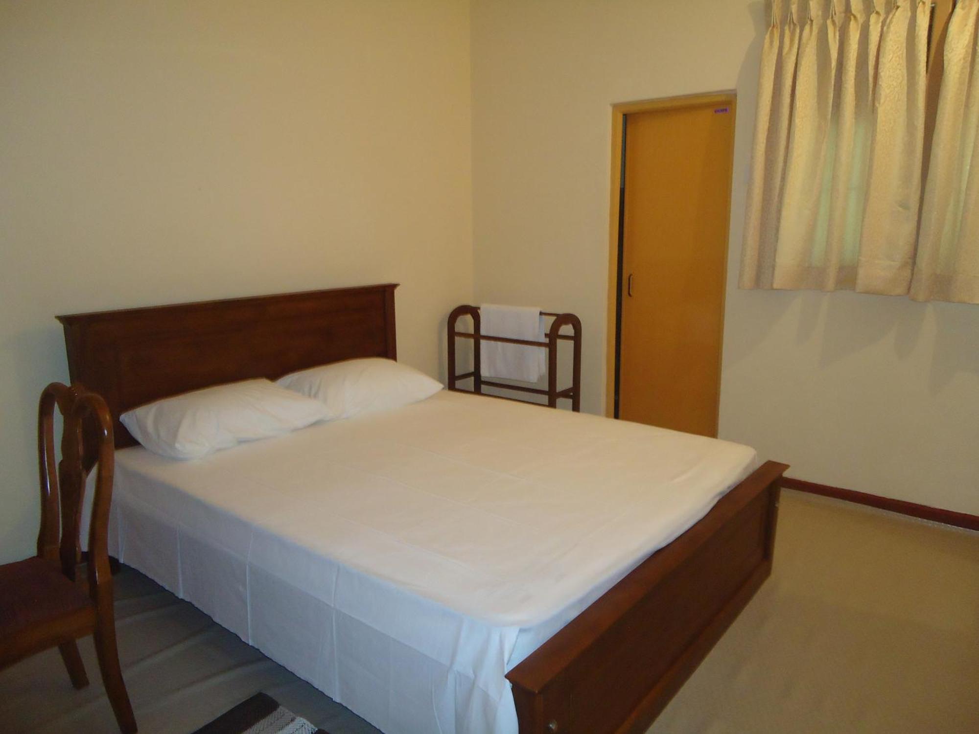 Guest House Kaduwela Esterno foto